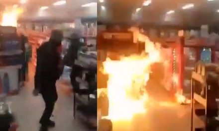 ‘Pura gente del señor Mencho’; así llegó un comando armado a un Oxxo para incendiarlo (video)