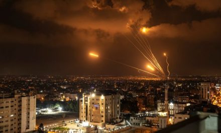 Suman 13 muertos y 114 heridos por bombardeos de Israel a Palestina
