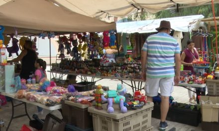 Con bazar de juguetes buscan ayudar a menores en Saltillo