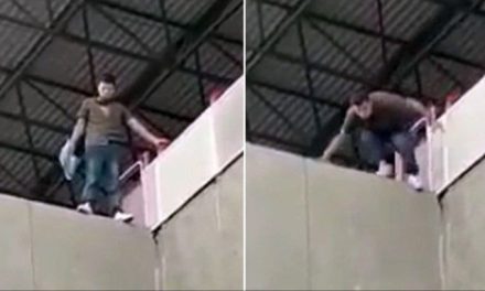 Imágenes fuertes: Hombre se lanza desde estación del Metro de Monterrey y cae en un vehículo (video)