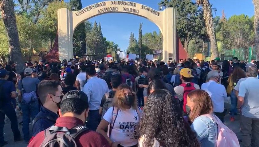 Saltillo: Alumnos de la Narro responsabilizan a maestro del suicidio de Oscar ‘N’