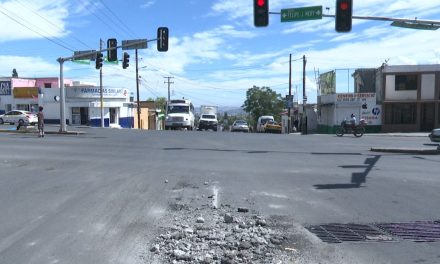 Aguas de Saltillo abren pavimento en Urdiñola que acababan de remozar