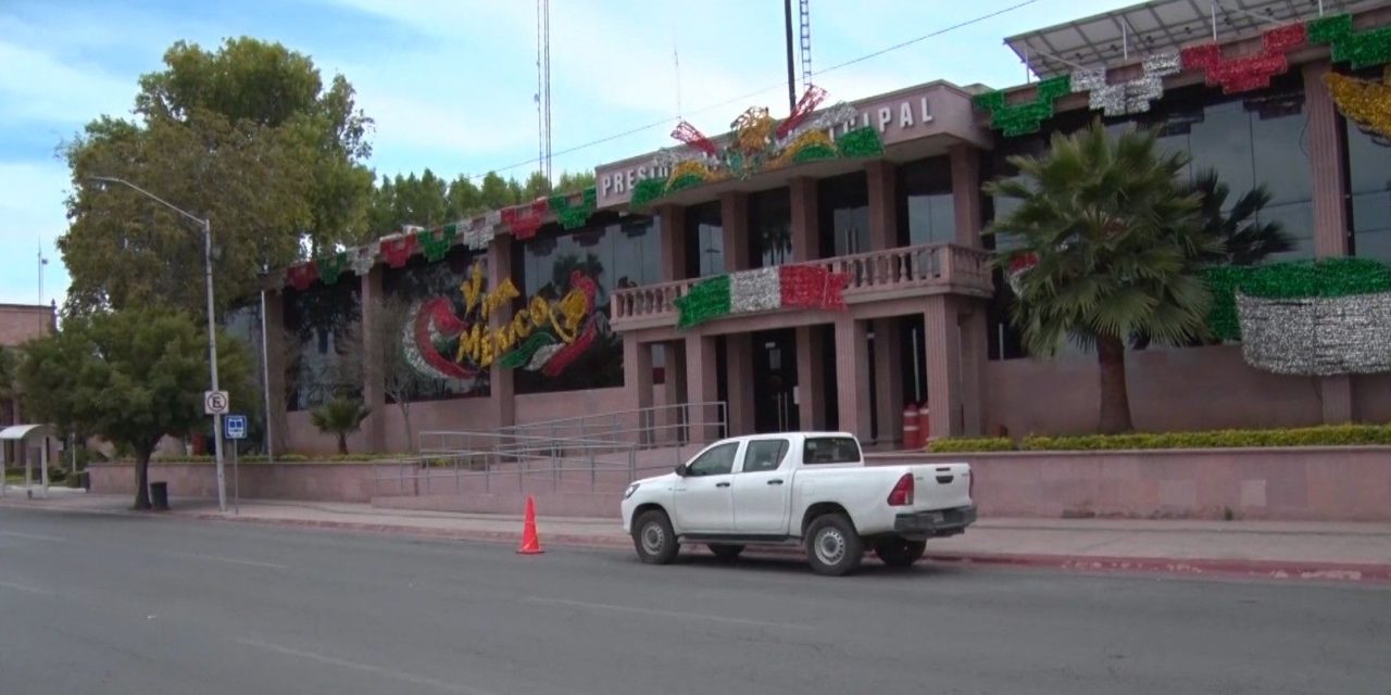 Visten patria a la Presidencia de Saltillo