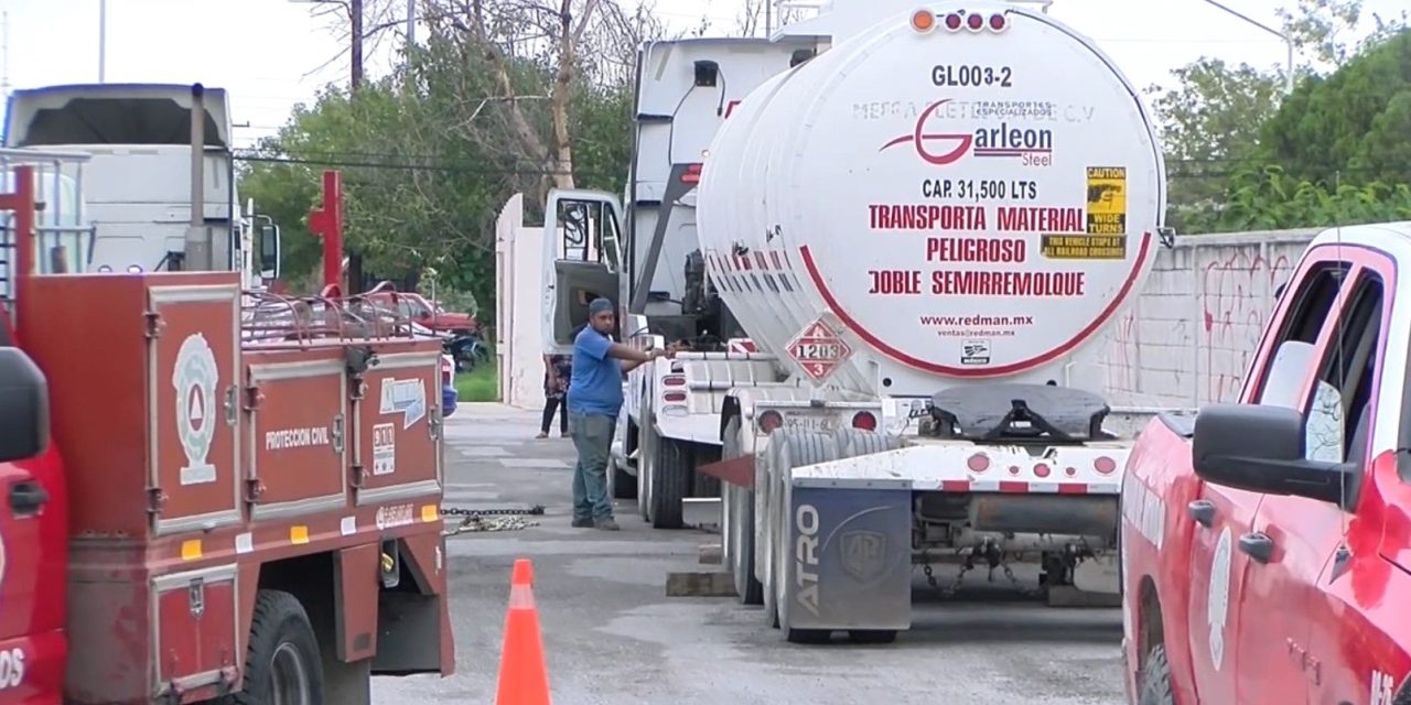 Alarma remolque abandonado con 30 mil litros de combustible  en Monclova