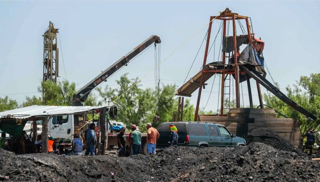 Avanza lento rescate de mineros en Sabinas