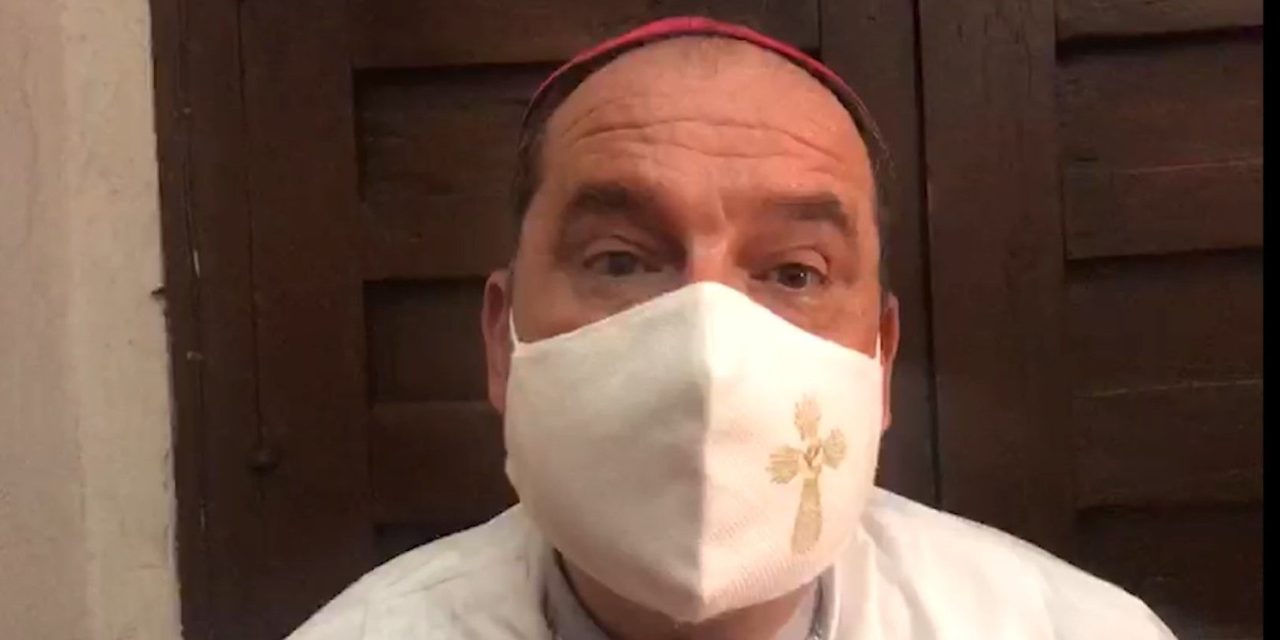 Preside obispo la misa dominical en Saltillo