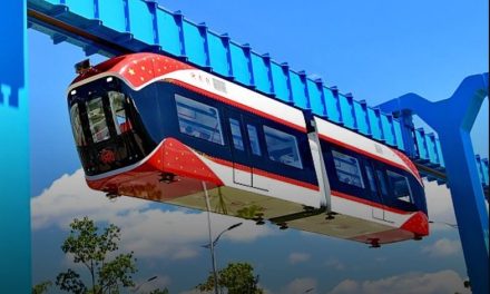 ¿Una nueva era de transporte? Tiene éxito en China el primer tren de riel de levitación magnética