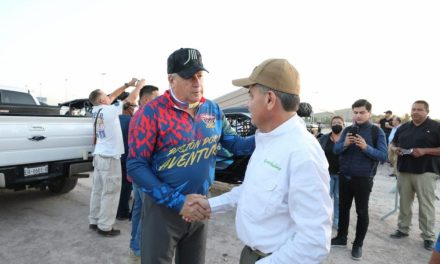 Inauguran Riquelme  y Chema Frautro el Coahuila 1000 Desert Rally 2022