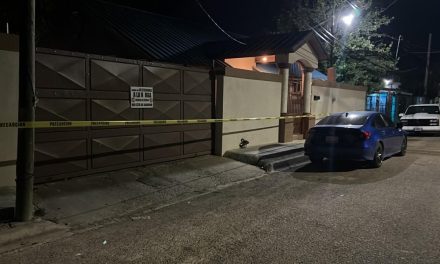 Decomisan drogas y armas de fuego en colonia de Acuña