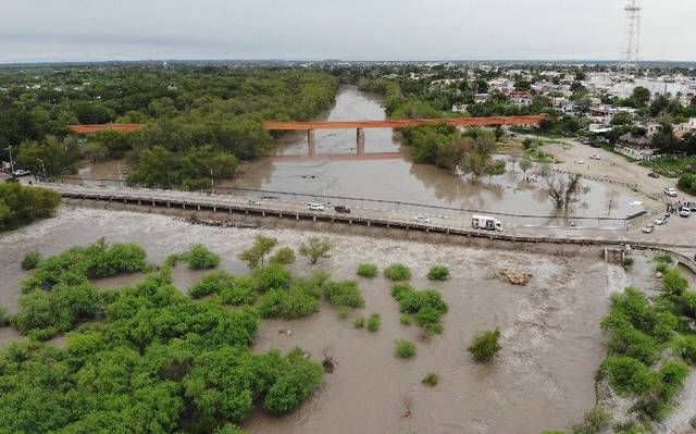 Continúan ayudando a damnificados en Múzquiz