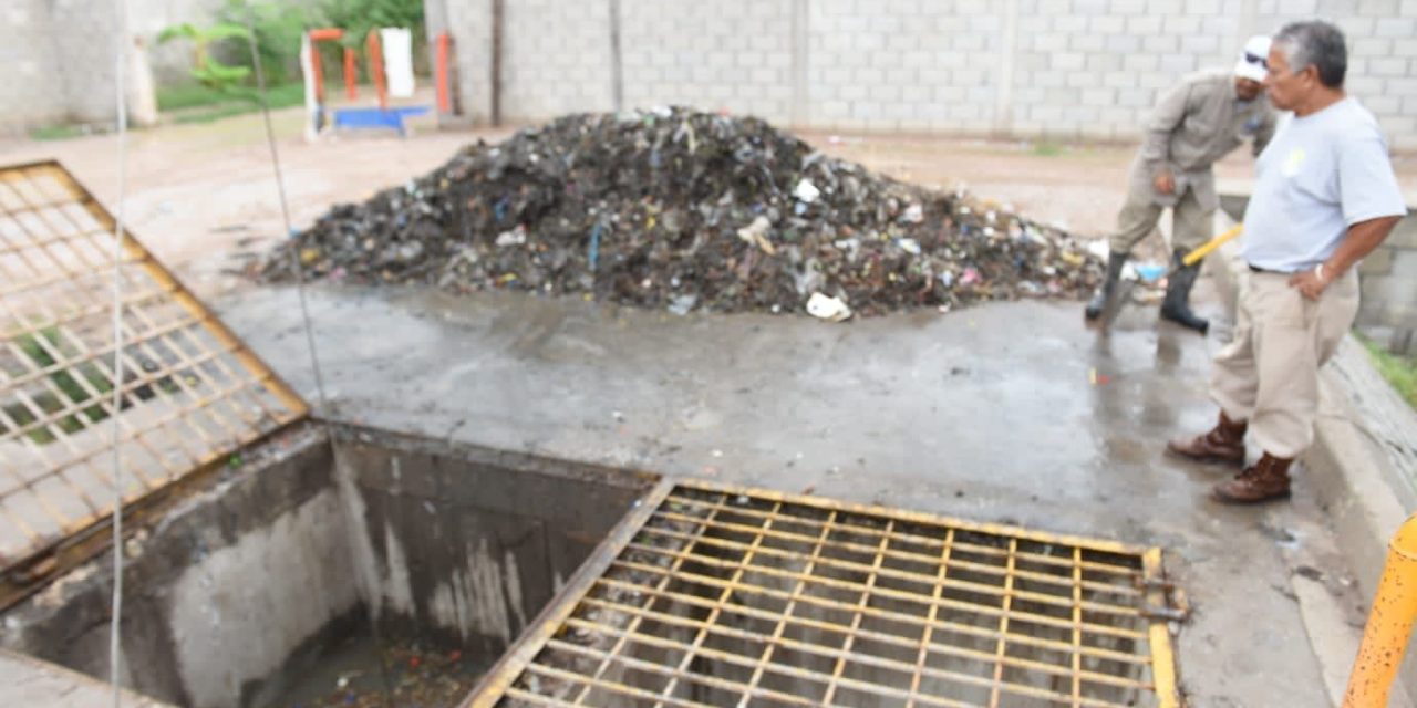 Trabajos de desagüe y limpieza serán permanentes ante lluvias en Torreón