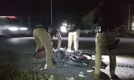 Cristian de 17 años se dirigía hacía su casa cuando fue embestido por un automovilista que se dio a la fuga en Arteaga