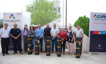 Benefician a 884 alumnos en Acuña