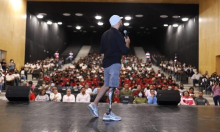Acuña: Ofrecen conferencia ‘Una Hora de Vida’