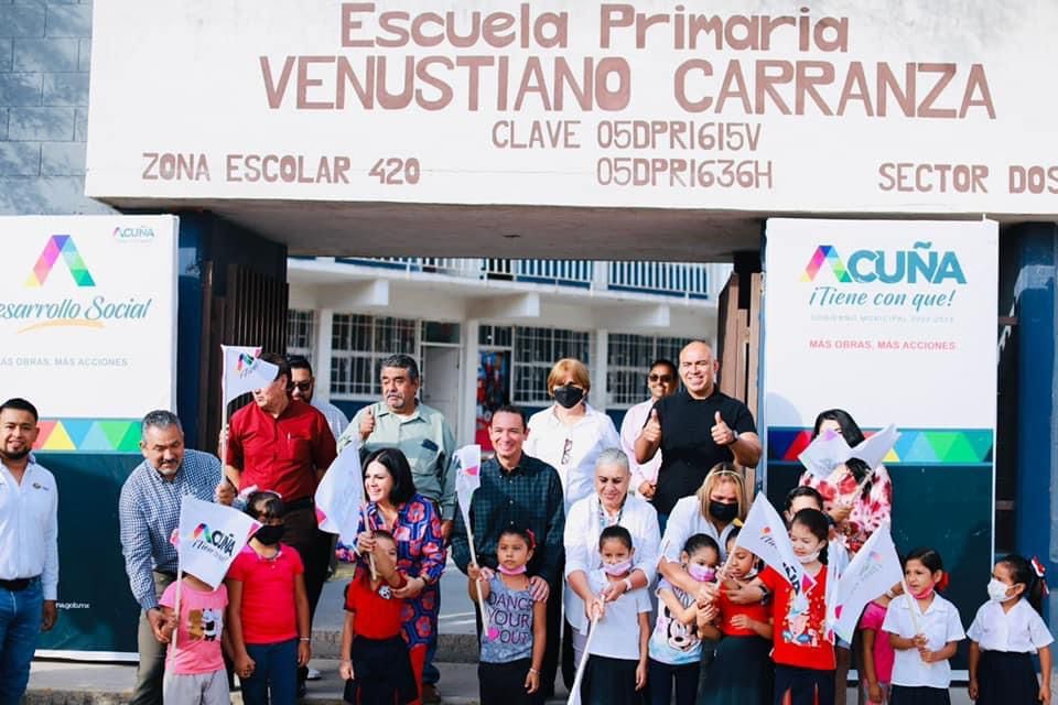 Construyen acceso a primaria en Acuña
