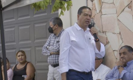 Escucha Ricardo Mejía peticiones en Coahuila