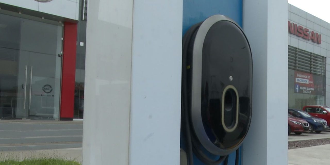 Buscan colocar más cargadores eléctricos de TESLA en Saltillo