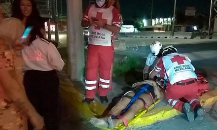 Mujer está delicada tras atropellamiento en bulevar Fundadores de Saltillo