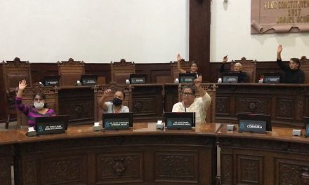 Mujeres fueron diputadas por un día en Saltillo