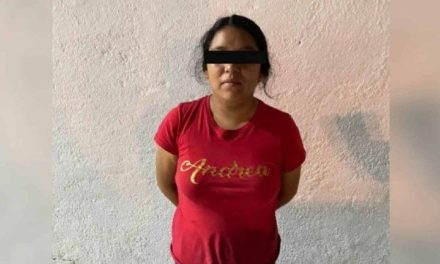 Mujer es amenazada de muerte por su pareja y lo mata en Monterrey
