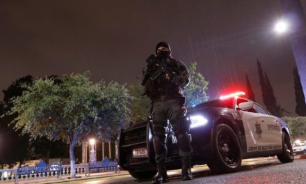 Centro de Saltillo se convierte en zona de guerra por riña entre jóvenes