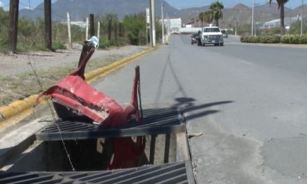 Alertan por falta de rejilla sobre bulevar Colosio en Saltillo