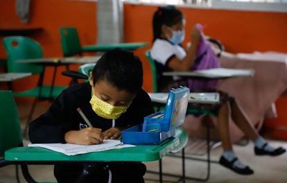 Va la SEP contra orden para restaurar ‘escuelas de tiempo completo’