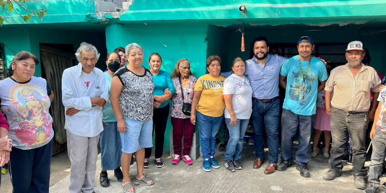 Escucha Alberto Hurtado las necesidades de los saltillenses