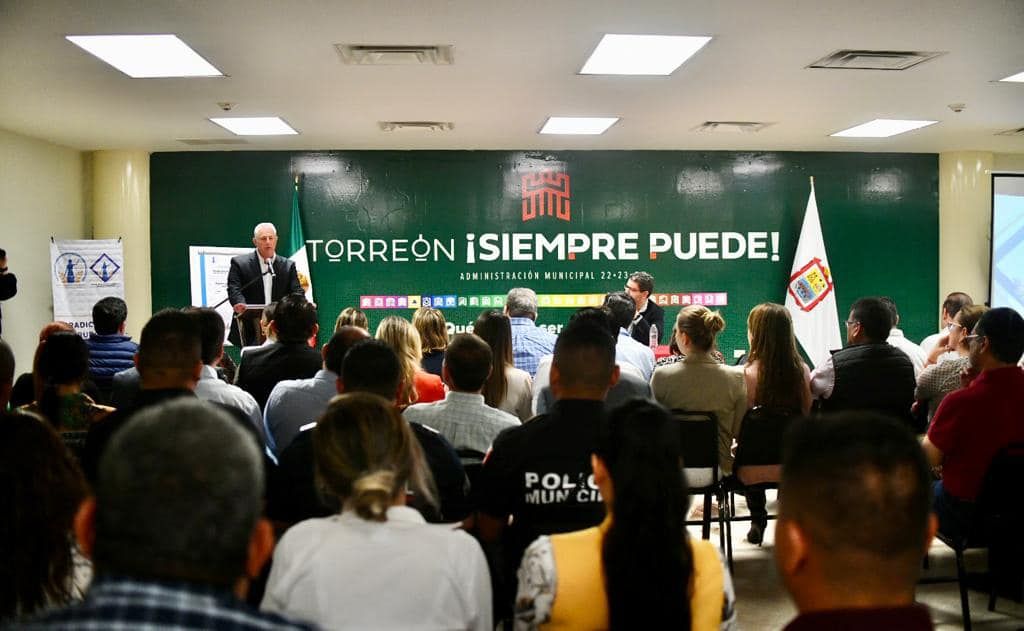 Román Cepeda reitera su compromiso de trabajar por Torreón