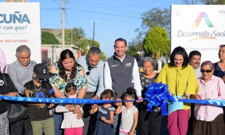 Alcalde de Acuña entrega obra de pavimentación