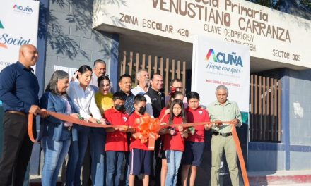 Alcalde cumple con la educación en Acuña