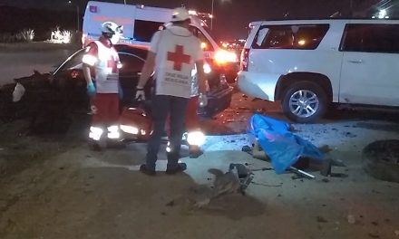 Triste noche, joven pierde la vida tras protagonizar fuerte choque en su BMW en Saltillo