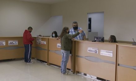 Acércate y paga tus placas: Llaman a aprovechar programa de parcialidades en Saltillo