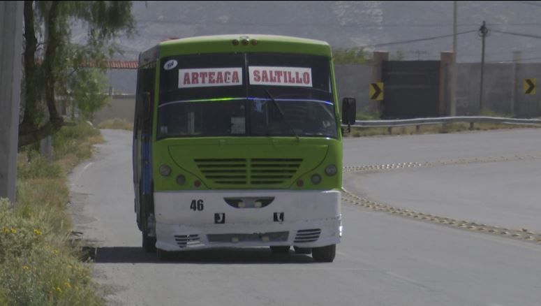 Se logró mejorar servicio de transporte en Arteaga: alcalde Ramiro Durán