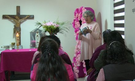 Saltillo: Aplican vacunas contra influenza en Casa Parroquial