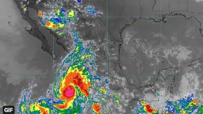 Alerta en México por el Huracán Orlene; ya es categoría 4 y afectará varios estados