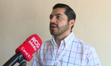 Policías de Arteaga siguen suspendidos tras muerte de ciudadana por gas pimienta