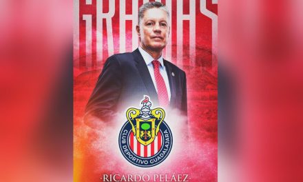 Es oficial: Ricardo Peláez queda fuera de las Chivas