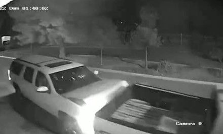 Saltillo: Una Suburban choca 2 autos y escapa en Magisterio; al hacerse viral el responsable paga los daños
