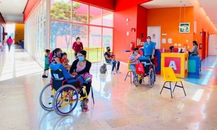Recibirán rehabilitaciones gratuitas niños de Saltillo