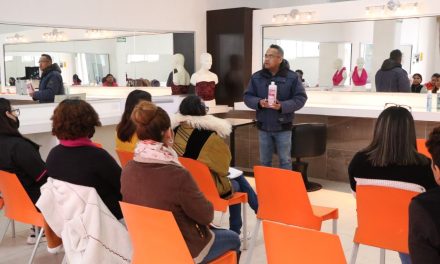 Generan opciones de autoempleo en el DIF Torreón