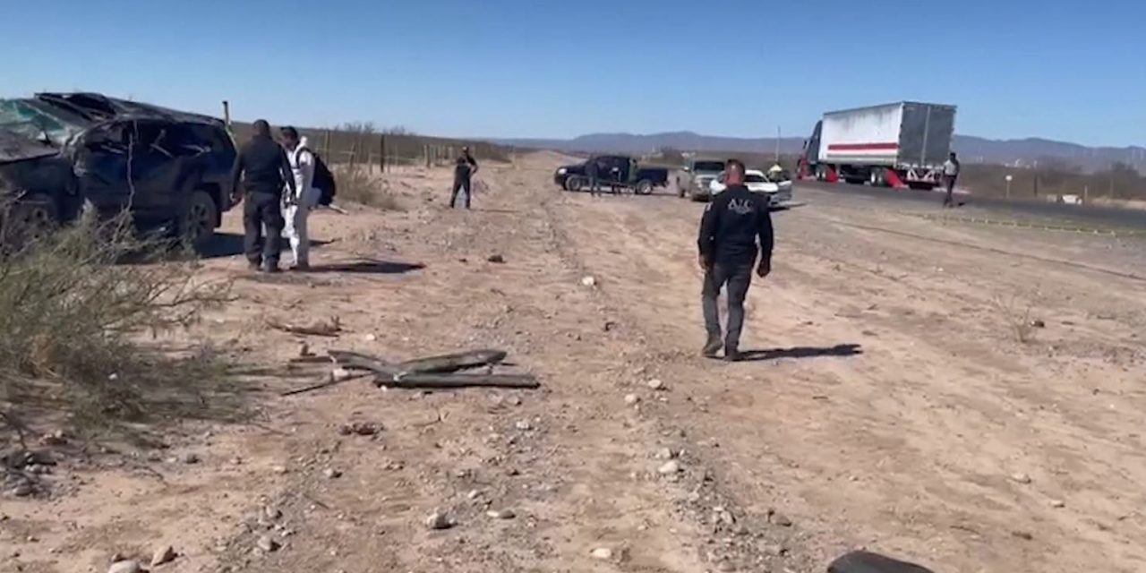 Trágico accidente dejó a menor sin vida al volcarse en carretera a Torreón