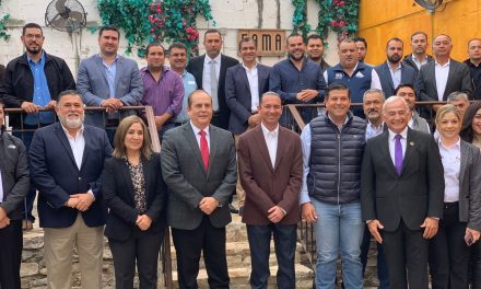 Presentan plataforma de proveedores