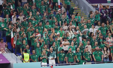 La FIFA investiga cantos homofóbicos de México en Qatar