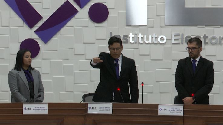 Toma protesta nuevo presidente del Instituto Electoral de Coahuila, Rodrigo Paredes