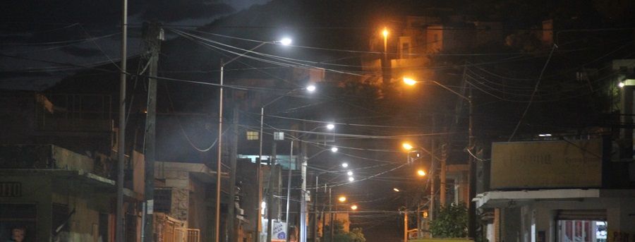 Vigilan luminarias en Torreón