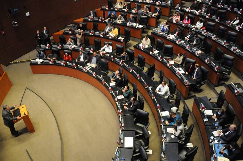 Autoriza Senado duplicar días de descanso: serán 12 días de vacaciones al primer año