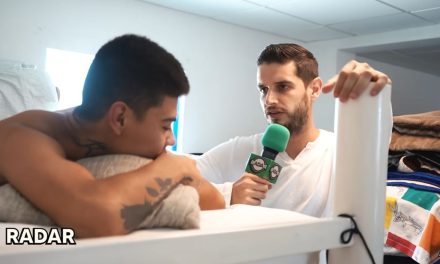 Acude Adrián Marcelo a anexo coahuilense donde por tortura murió un hombre, para mostrar su ‘lado bueno’ (video)