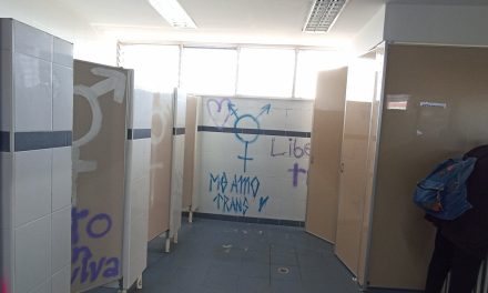 Exige comunidad LGBTTTIQ baños neutros en los restaurantes y negocios; piden zona libre de acoso