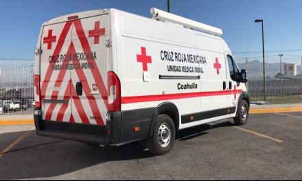 Cruz Roja de Coahuila recibe unidad médica donada por comité internacional para atender a migrantes